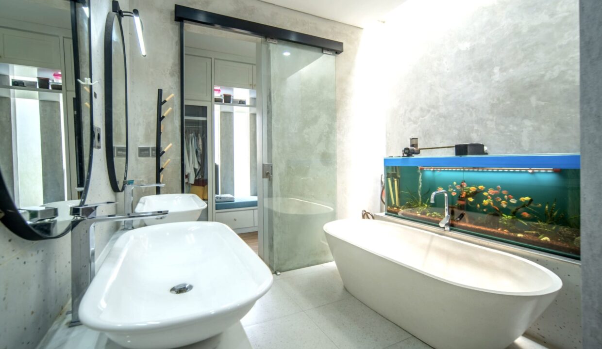 House For Sale In Padonan Near Canggu (14)