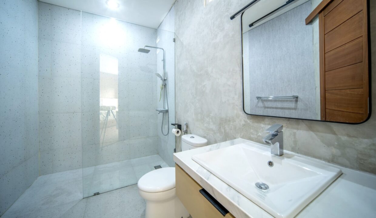 House For Sale In Padonan Near Canggu (19)
