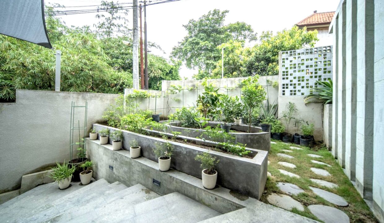 House For Sale In Padonan Near Canggu (4)