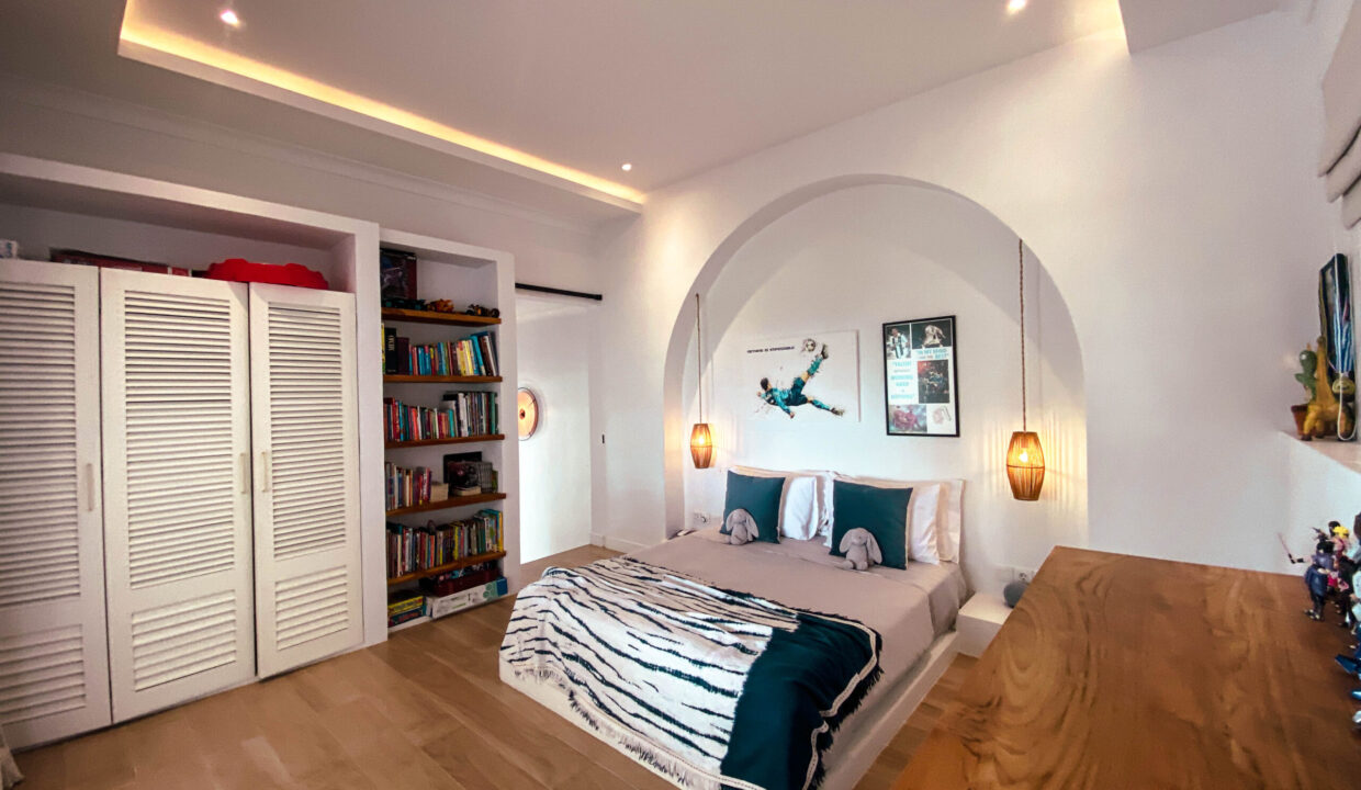 17. 4-Bedroom Villa for Sale in Ungasan, Bali