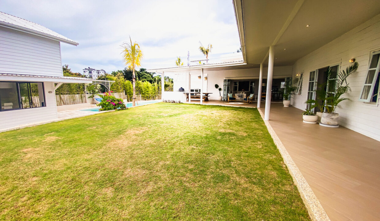 19. 4-Bedroom Villa for Sale in Ungasan, Bali