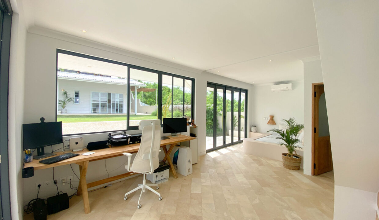 21. 4-Bedroom Villa for Sale in Ungasan, Bali