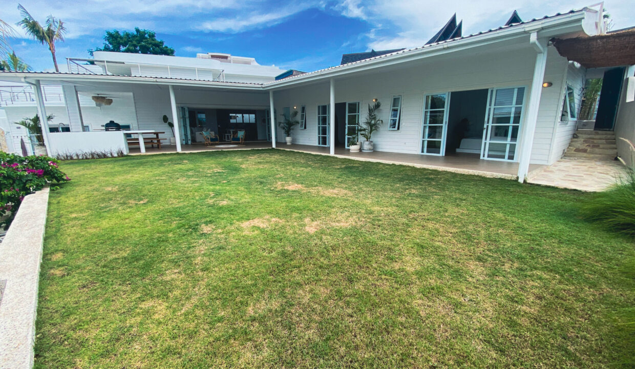 5. 4-Bedroom Villa for Sale in Ungasan, Bali