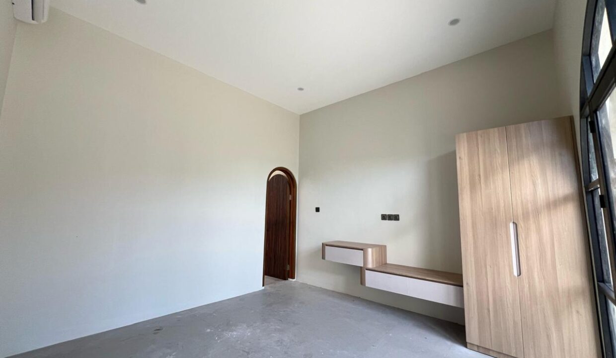 Charming 3-Bedroom Villa in Puri Gading, Jimbaran – Ideal for Airbnb Investment & Vacation Home (2)