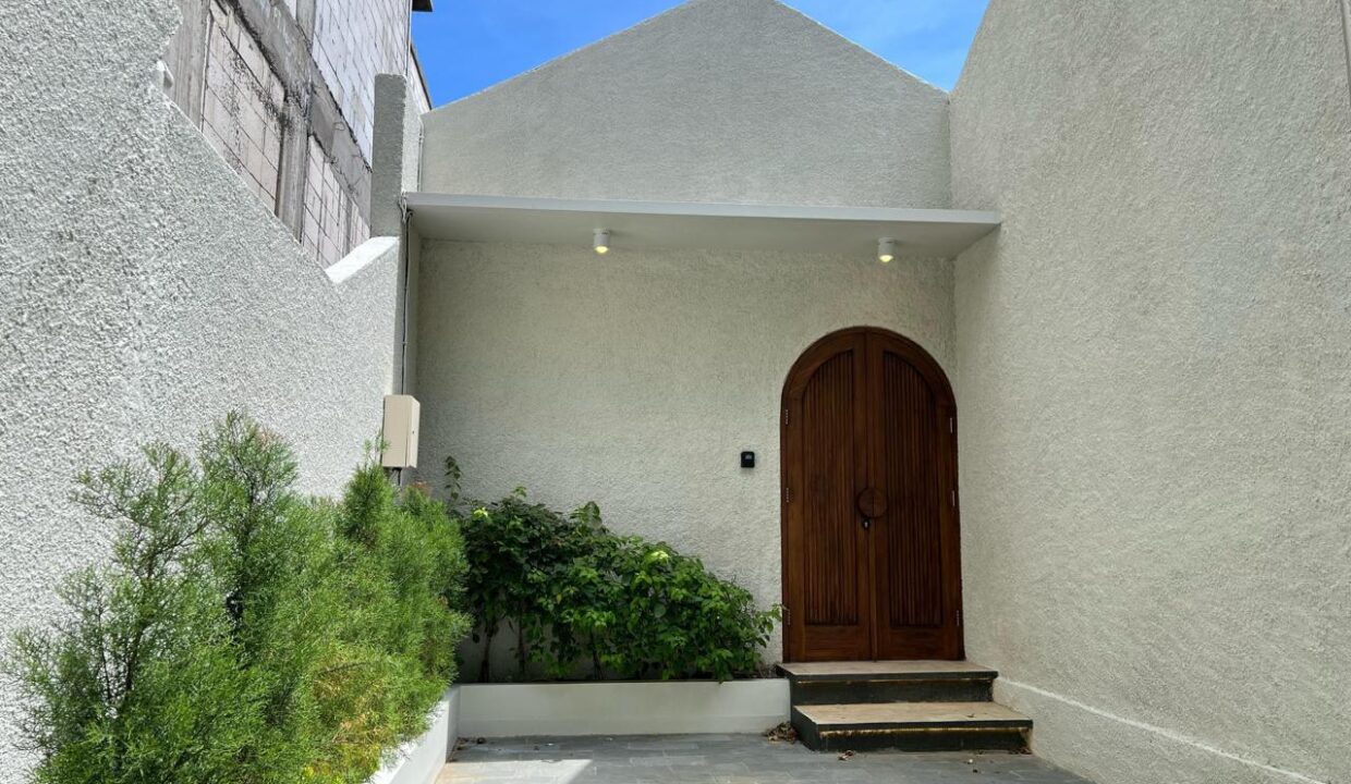 Charming 3-Bedroom Villa in Puri Gading, Jimbaran – Ideal for Airbnb Investment & Vacation Home (4)