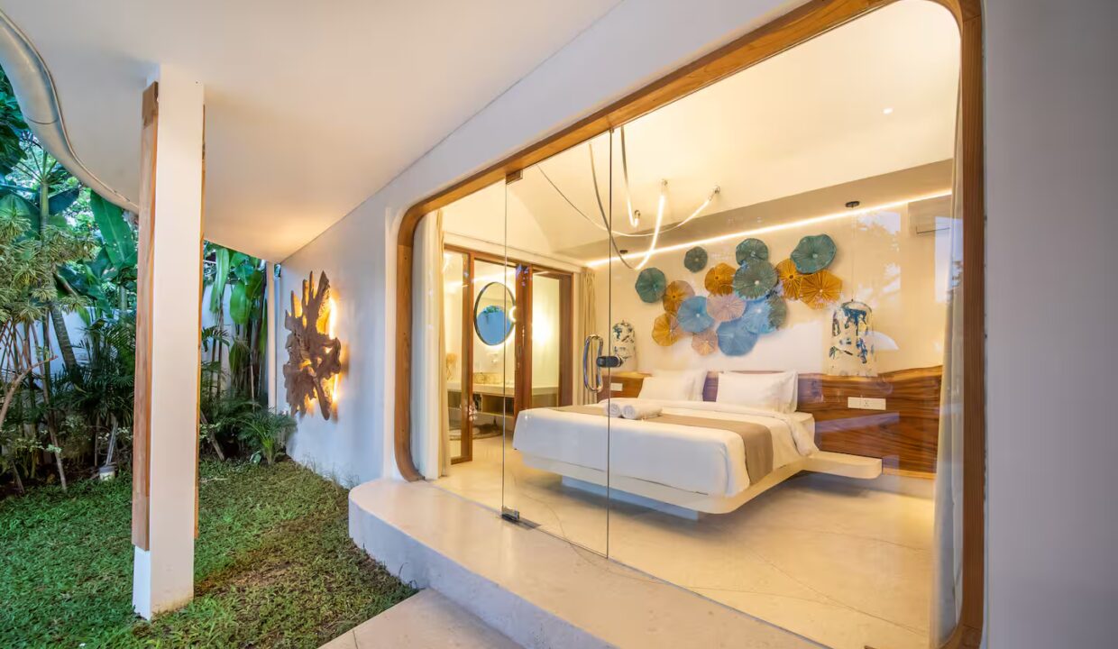 Exceptional Modern Tropical 5-Bedroom Villa For Sale (Leasehold) In Umalas (13)