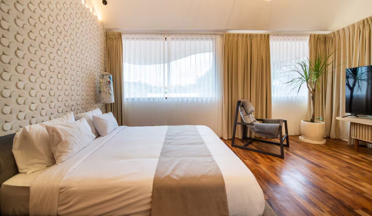 Exceptional Modern Tropical 5-Bedroom Villa For Sale (Leasehold) In Umalas (14)