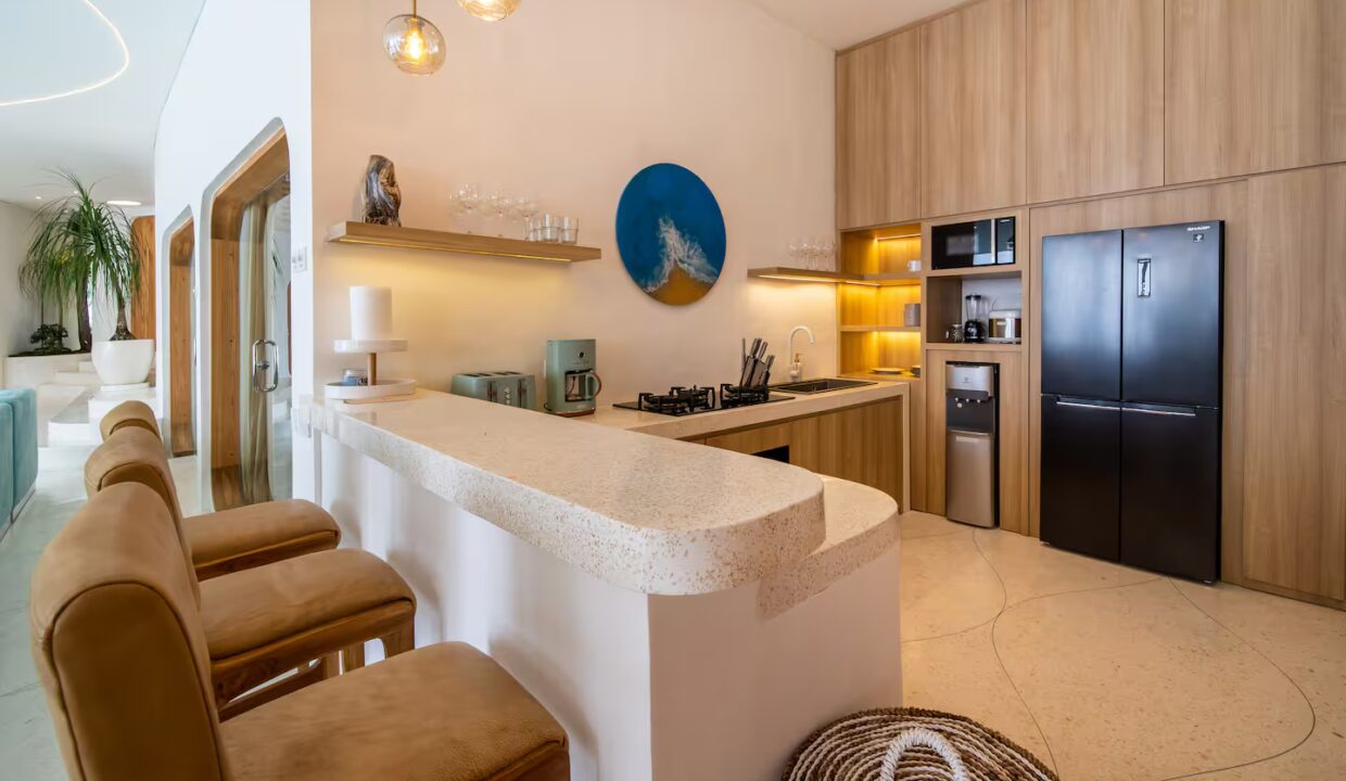 Exceptional Modern Tropical 5-Bedroom Villa For Sale (Leasehold) In Umalas (3)