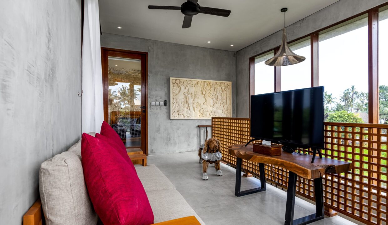Freehold Villa For Sale Walking Distance to Cemagi Beach (3)