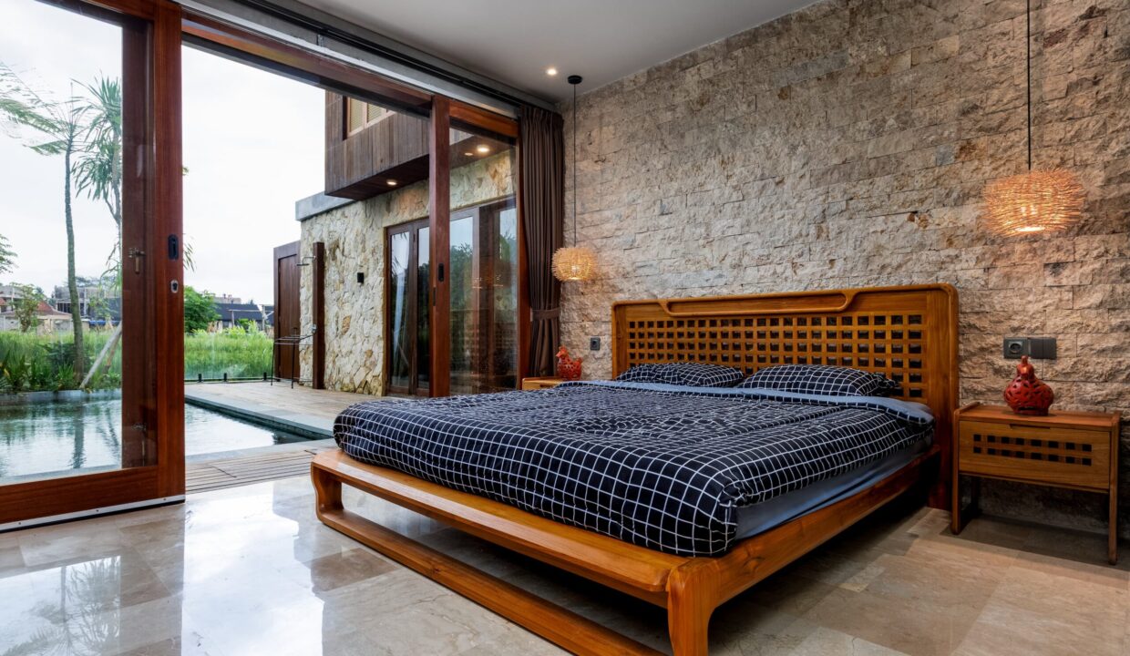Freehold Villa For Sale Walking Distance to Cemagi Beach (4)