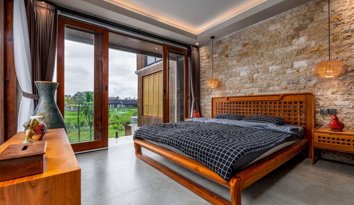 Freehold Villa For Sale Walking Distance to Cemagi Beach (5)