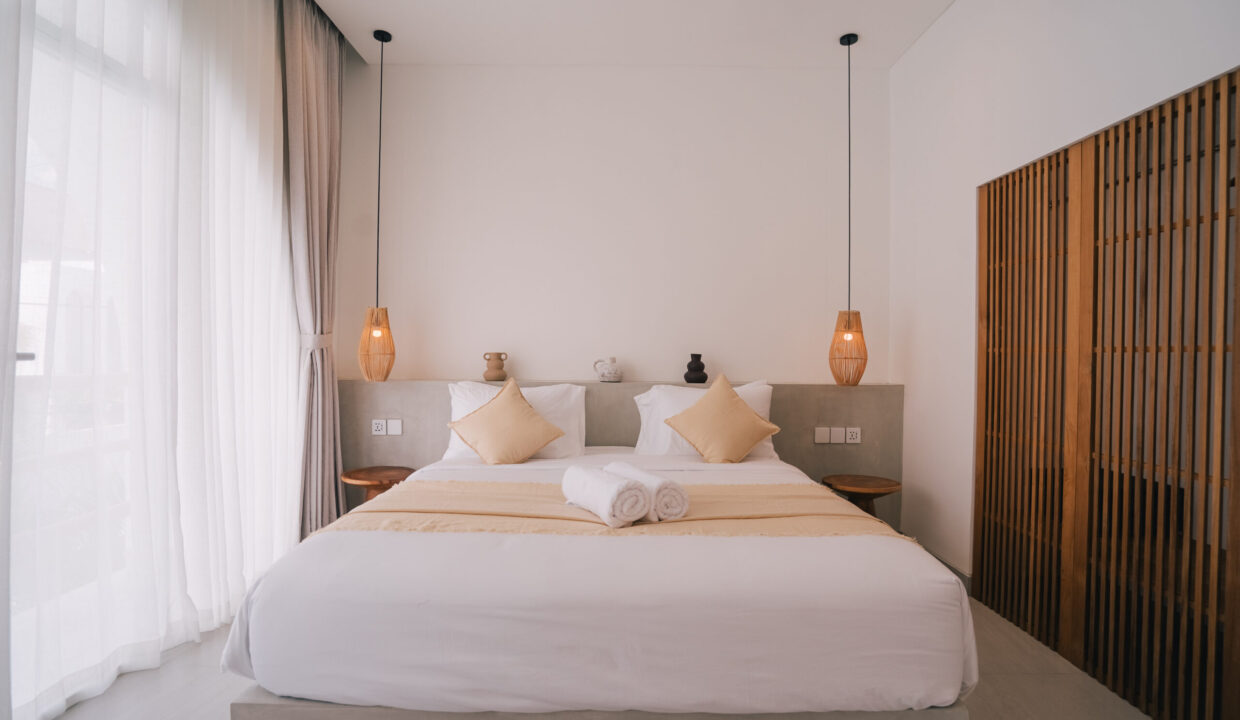 Modern 2-Bedroom Villa with Private Pool in Prime Canggu Location (11)