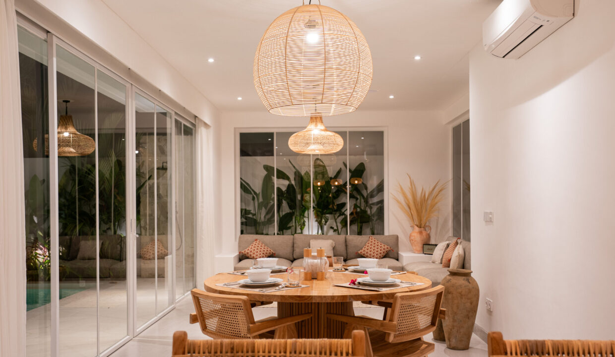 Modern 2-Bedroom Villa with Private Pool in Prime Canggu Location (20)
