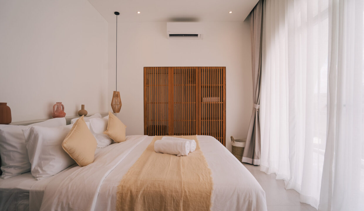 Modern 2-Bedroom Villa with Private Pool in Prime Canggu Location (9)