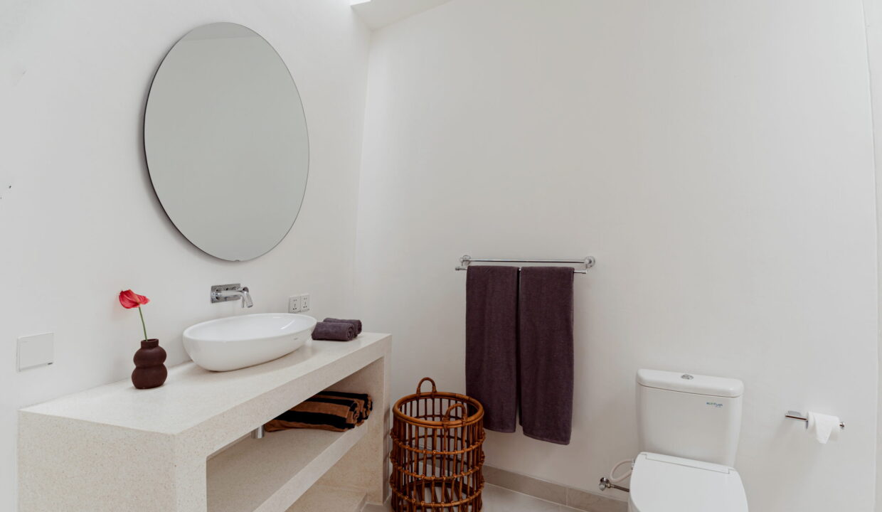Modern Tropical Design 3 Bedroom Villa For Sale Leasehold In Bingin (8)