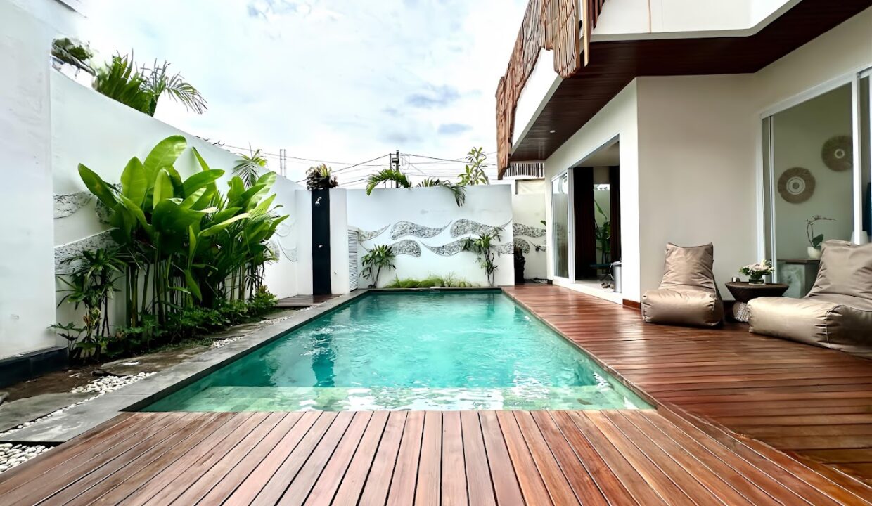 New Stylish Designer Villas 2 and 3 Bedroom in Canggu for Yearly Rent (1)