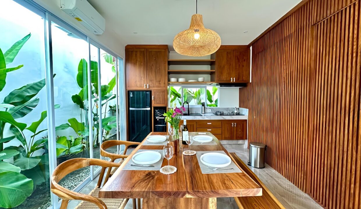 New Stylish Designer Villas 2 and 3 Bedroom in Canggu for Yearly Rent (5)