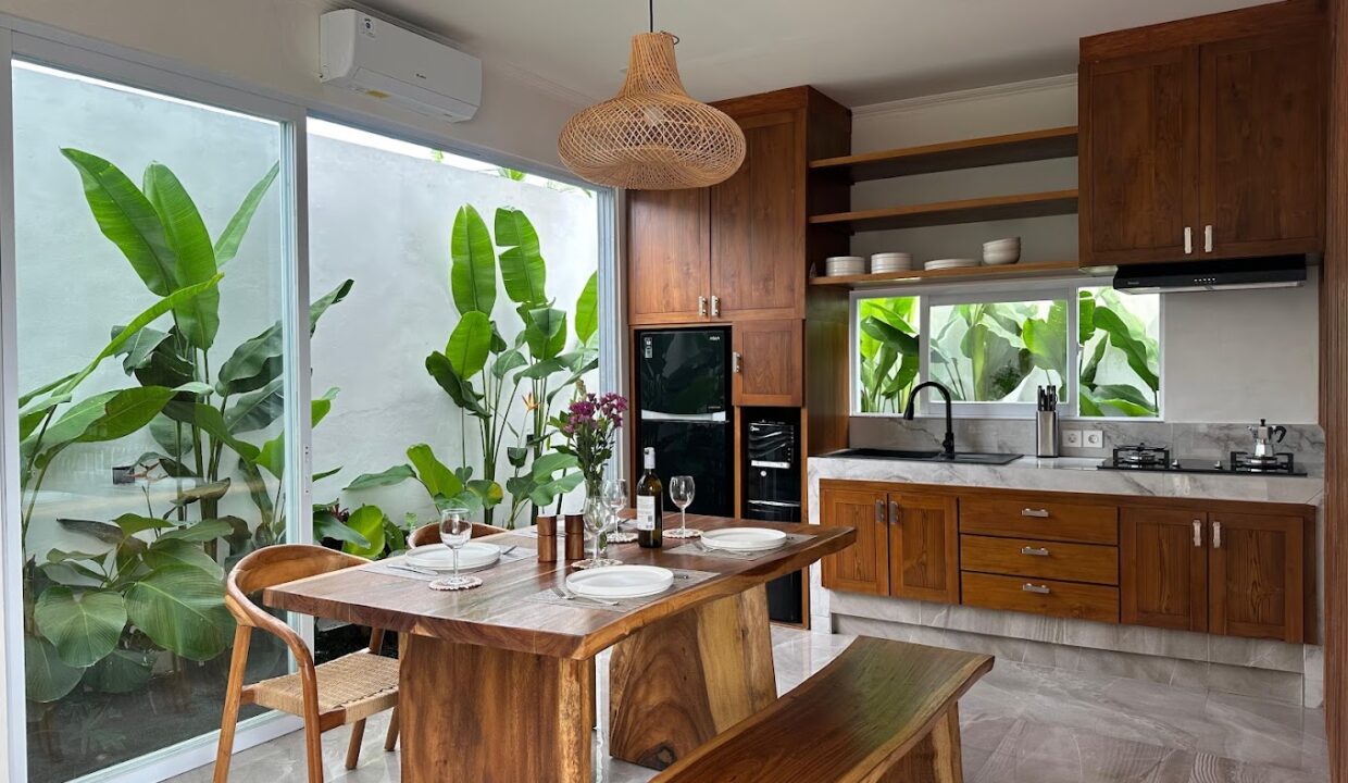New Stylish Designer Villas 2 and 3 Bedroom in Canggu for Yearly Rent (6)