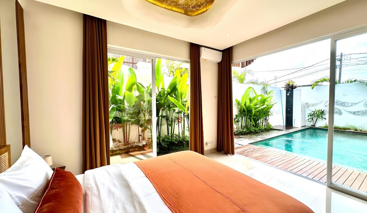 New Stylish Designer Villas 2 and 3 Bedroom in Canggu for Yearly Rent (7)