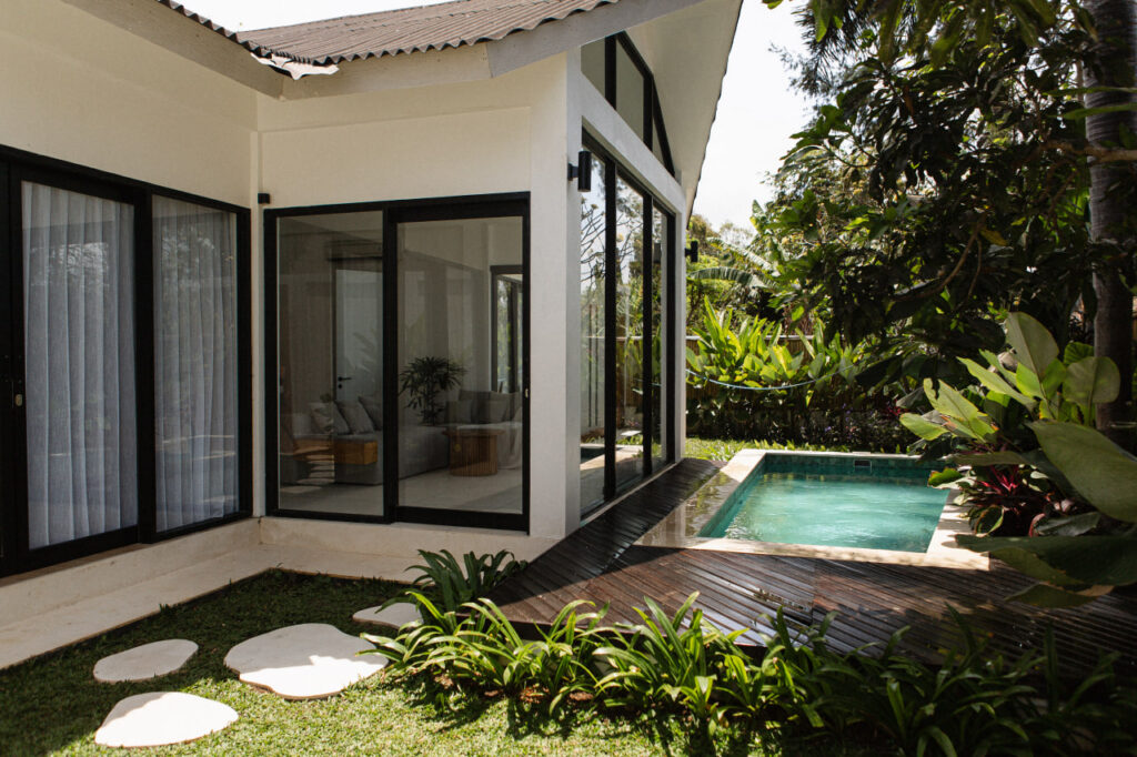 Brand New Tropical Modern 2-Bedroom Villa in Quiet Area of Melasti