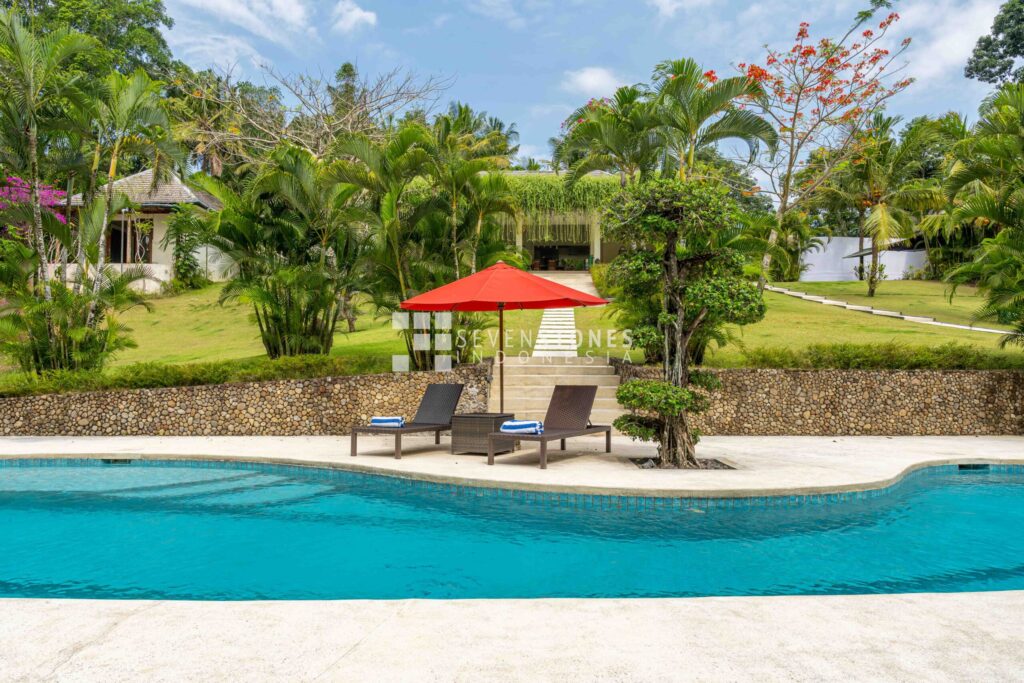 Beautiful Riverside Villa For Sale in Tabanan