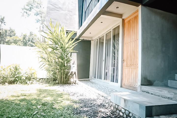 Contemporary Styled Two in One Villa in Nyanyi