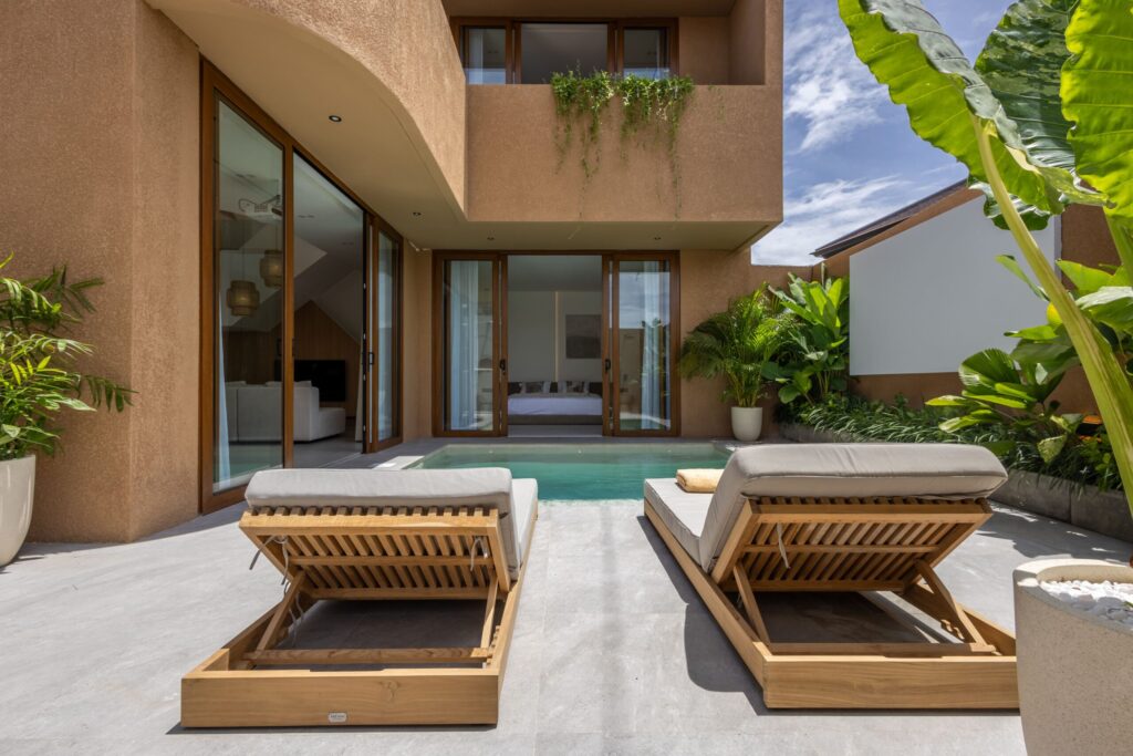 Discover Your Dream Villa In Berawa, Where Modern Luxury Meets Tropical Charm