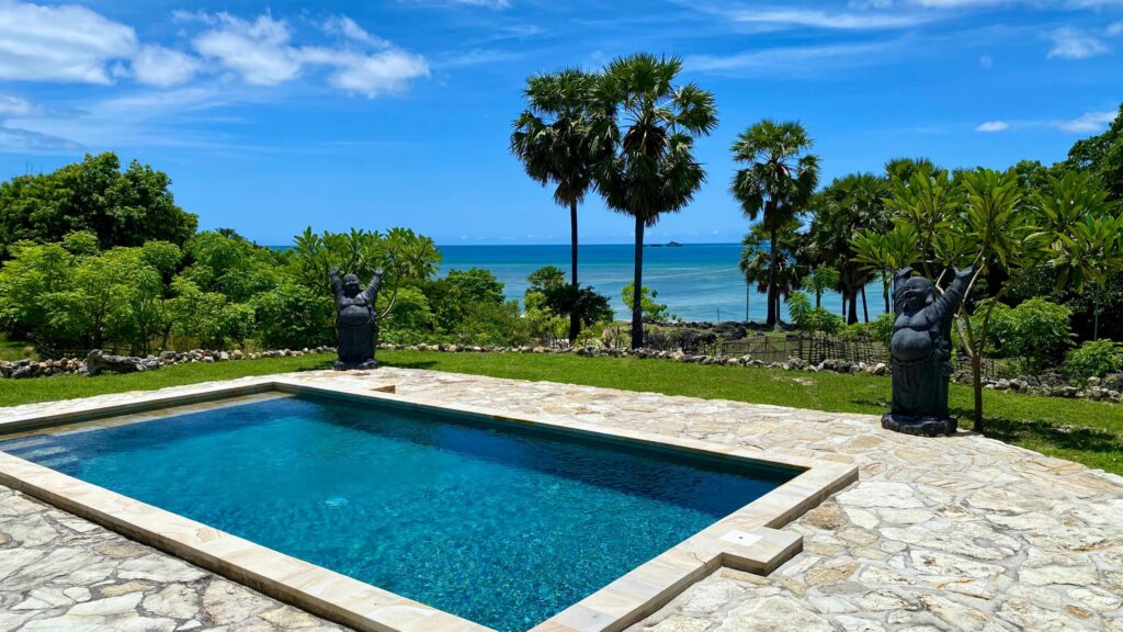 Exclusive Oceanfront Investment Villa on Rote Island