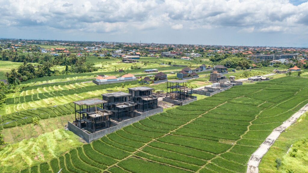 Experience The Truly Luxury Living in Pererenan Of 4-Bedrooms Villa with Masterpiece Design