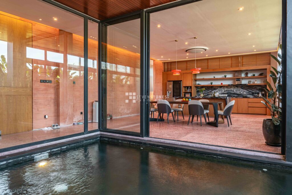 Exquisite 3-Story Luxury Villa in Berawa – Just 5 Minutes from the Beach