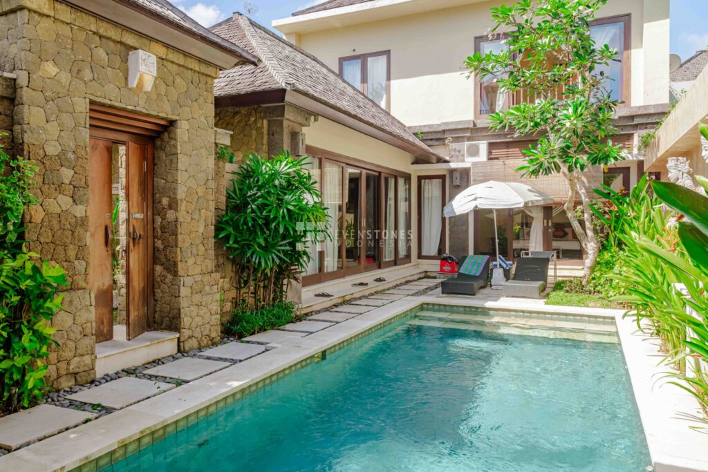 Freehold 2-Bedroom Balinese Style Villa Near GWK
