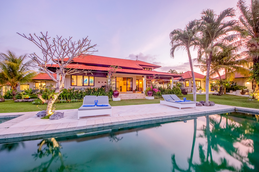 Holiday Villa With Panoramic Ocean Views