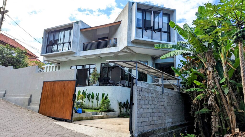 House For Sale In Padonan Near Canggu